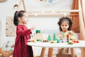 Asian kids playing 